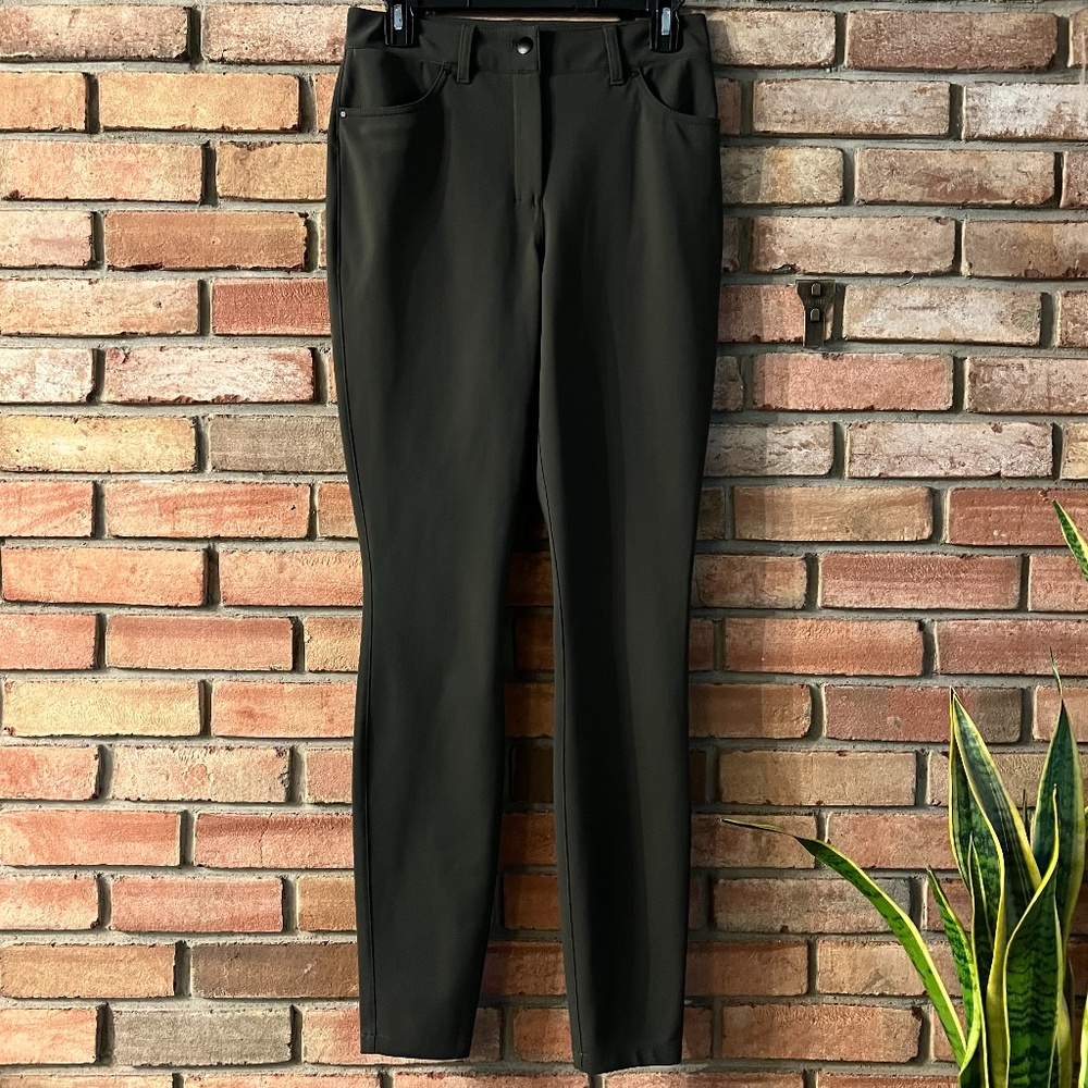 lululemon City Sleek Slim-Fit High-Rise Pant in Dark Olive/Dark Olive Size 28